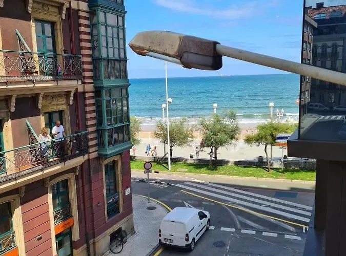 122a - Emblematica Vivienda En Playa San Lorenzo By R2r Consulting * Gijón