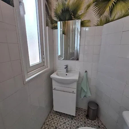 122a - Emblematica Vivienda En Playa San Lorenzo Gijon