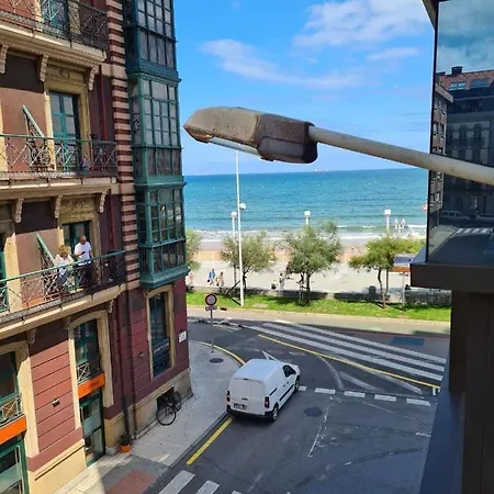 122a - Emblematica Vivienda En Playa San Lorenzo * Gijon