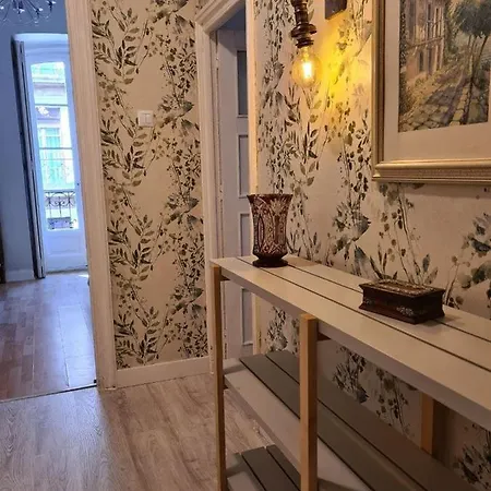 122a - Emblematica Vivienda En Playa San Lorenzo Gijon