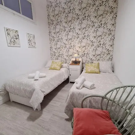 R2r - Emblematica Vivienda En Playa San Lorenzo - 122a